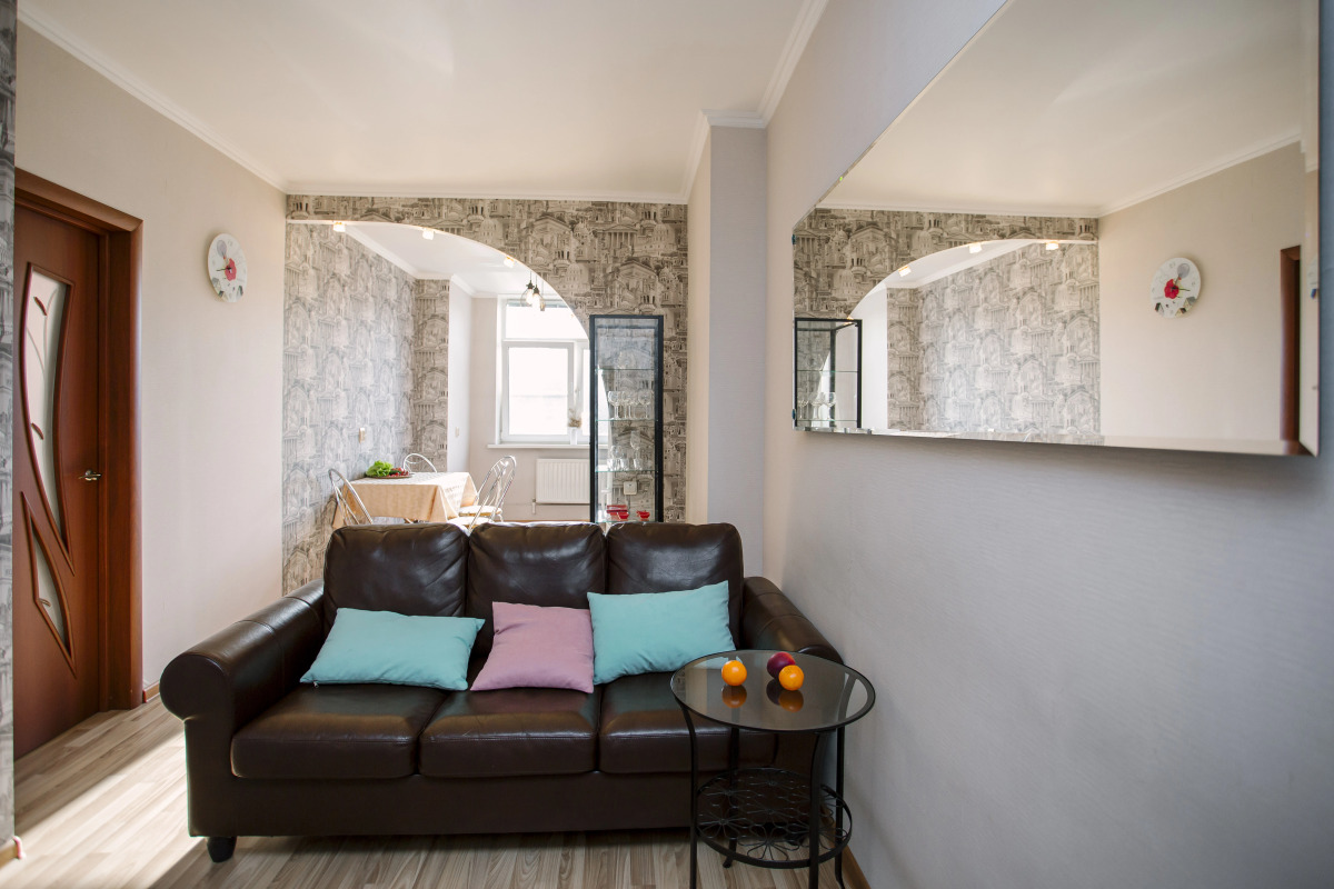 Квартира Ук Атмосфера Еврoдвушка Чeмпиoн в 15 Минутной Дocтупнocти oт Иcторическoго Цeнтра Ярославля