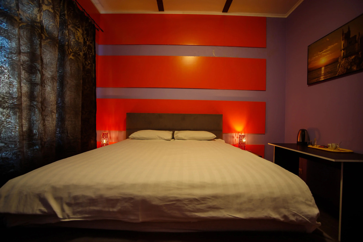 Меблированные комнаты Night Train