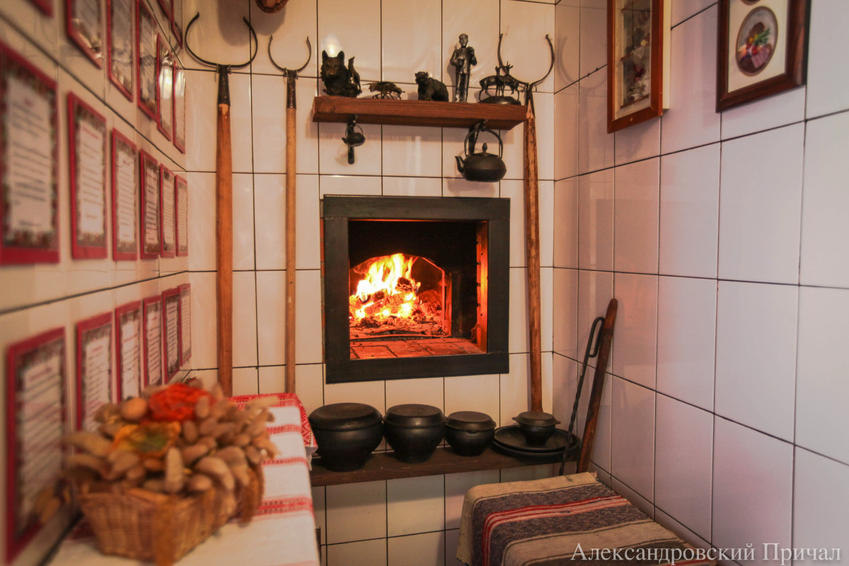 Отель Гостиничный рыболовно-охотничий комплекс Александровский Причал