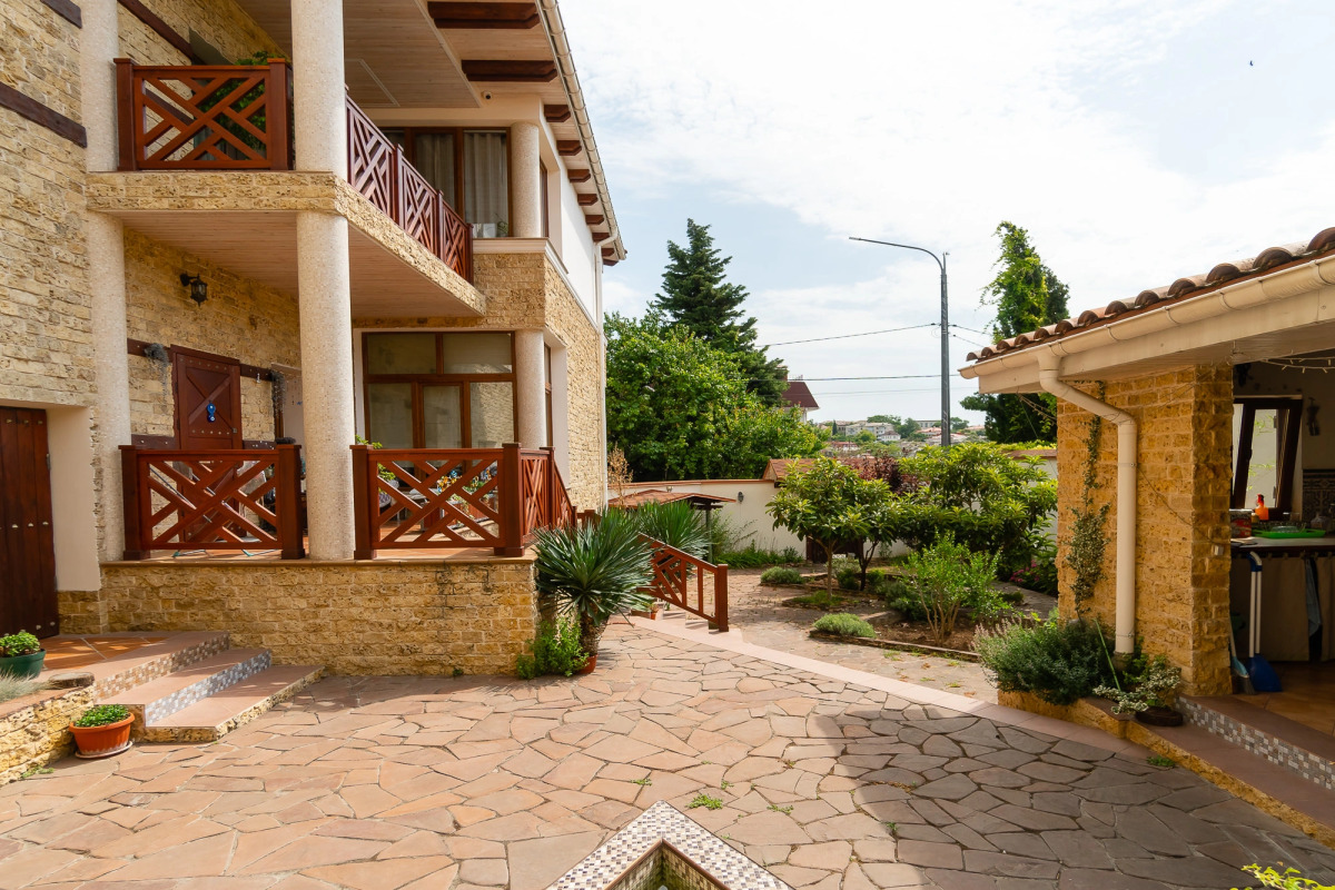 Отель Рахиль