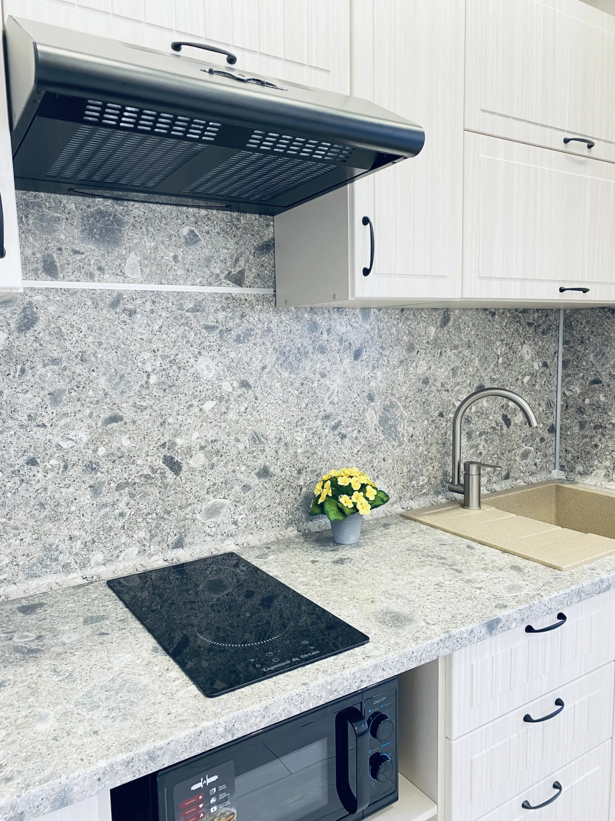 Уютная евродвушка Нежность возле парка и озера