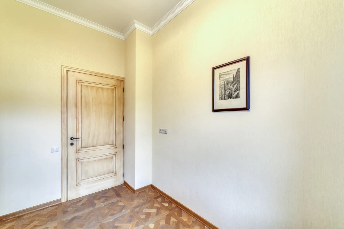 Апартаменты Превосходная квартира у парка Горького