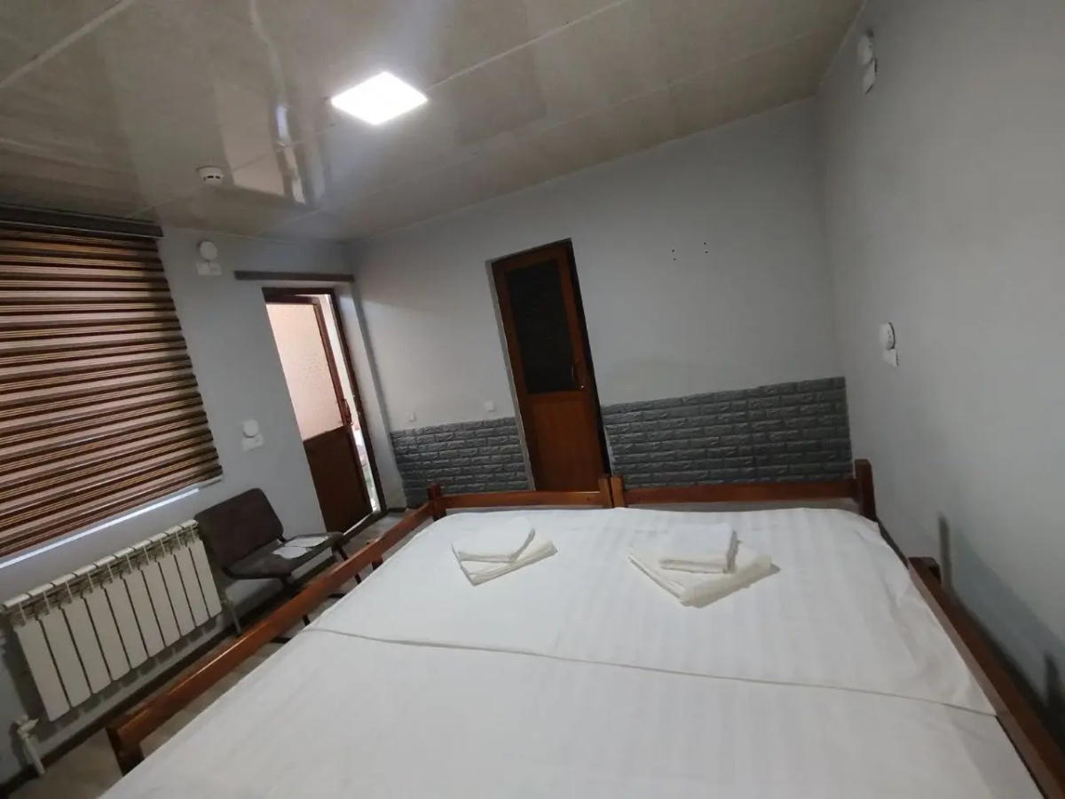 Хостел Caravan Hostel