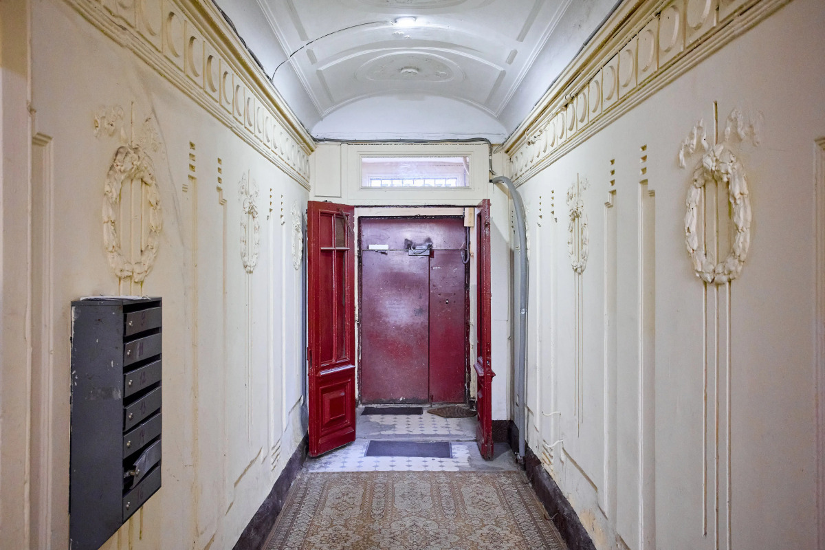 Апартаменты у Невы