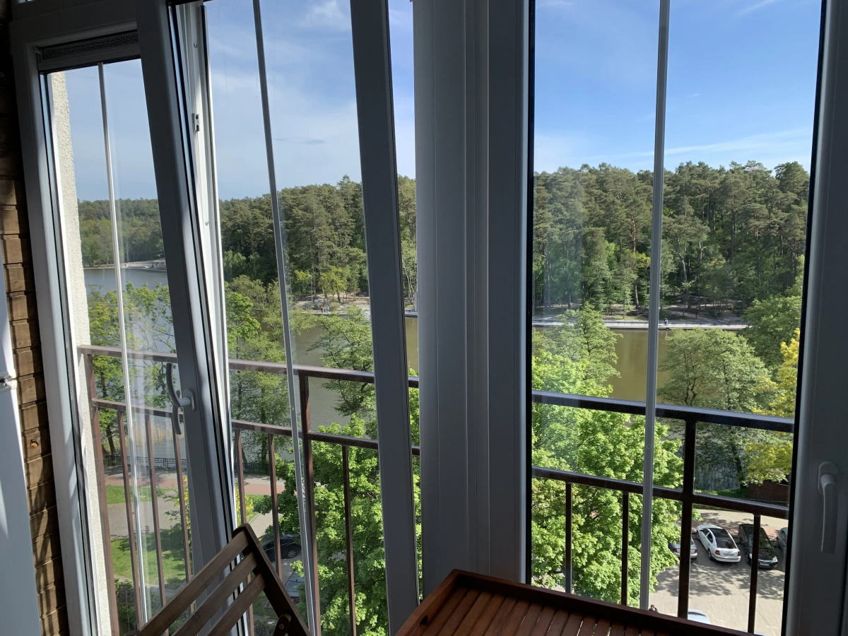 Апартаменты Studio With Lake View