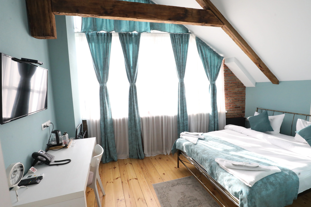 Отель История Тбилиси