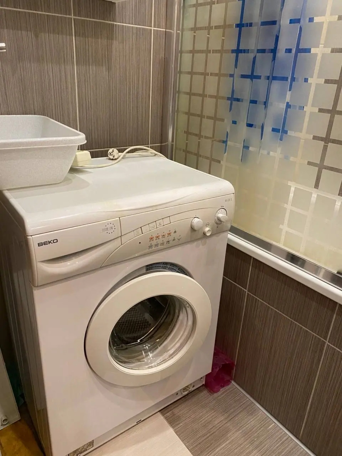 Квартира Cолнечная, уютная квартира 50кв.м рядом с метро