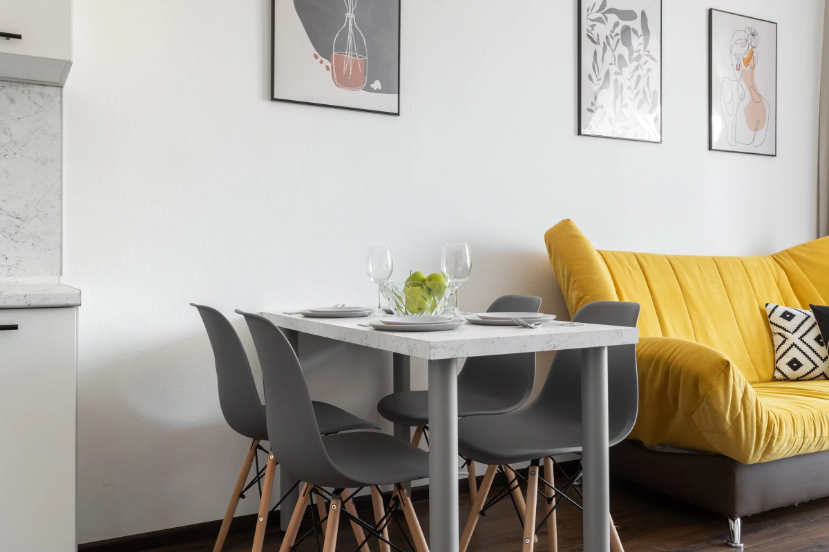 Квартира Kvartirika Black & White с красивым видом на город