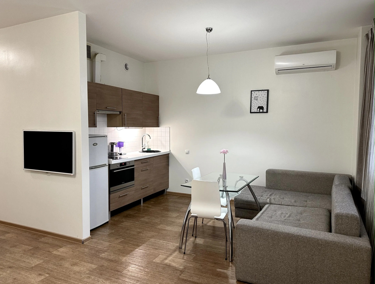 Квартира студия Уютно Всем у Ройал-парка