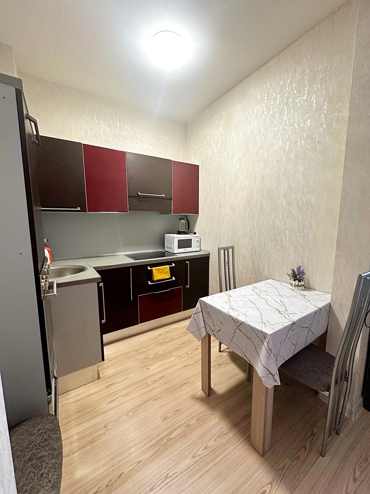 Квартира Двухкомнатная квартира на Радужном