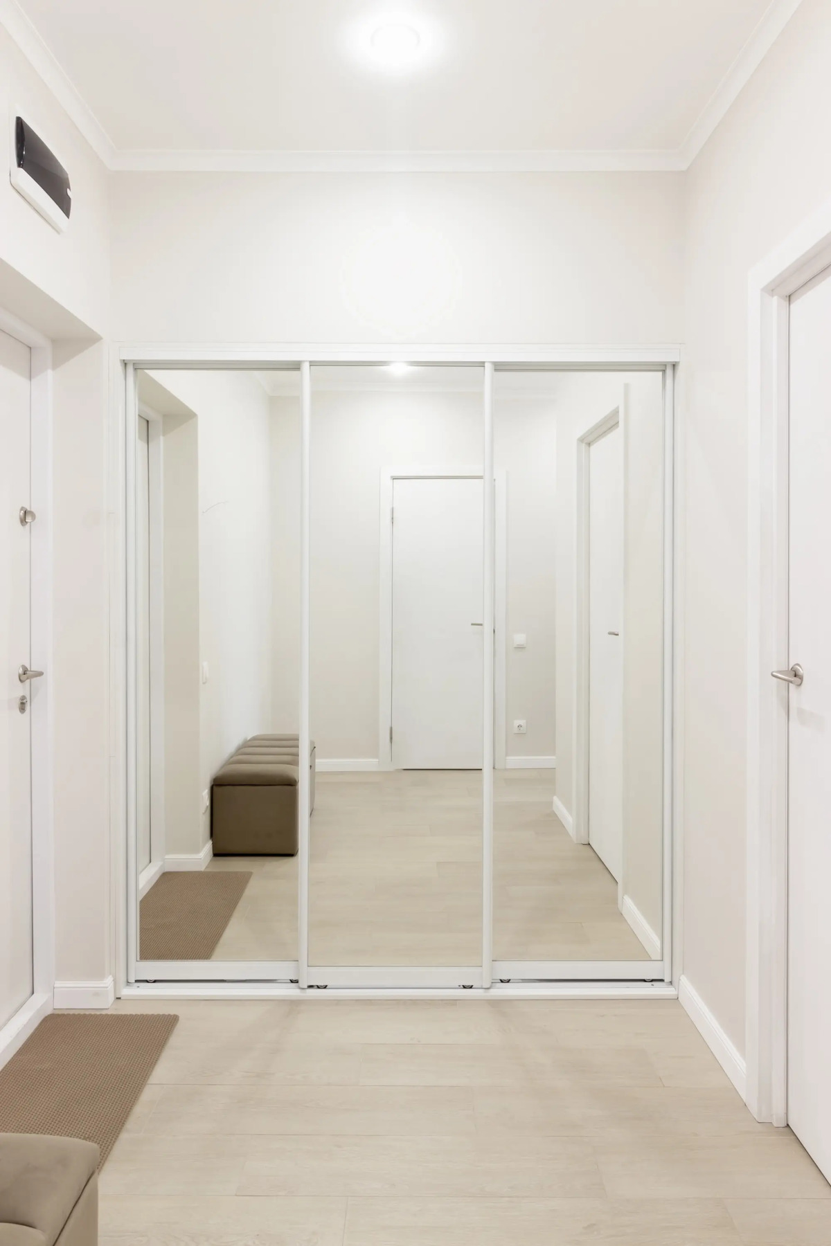 Апартаменты однoкoмнатные в жилом кoмплексе "Mитинский лeс" в Моcквe