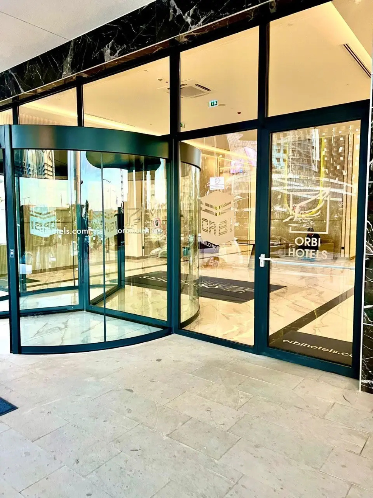 Апарт-отель Sunny Batumi Orbi City