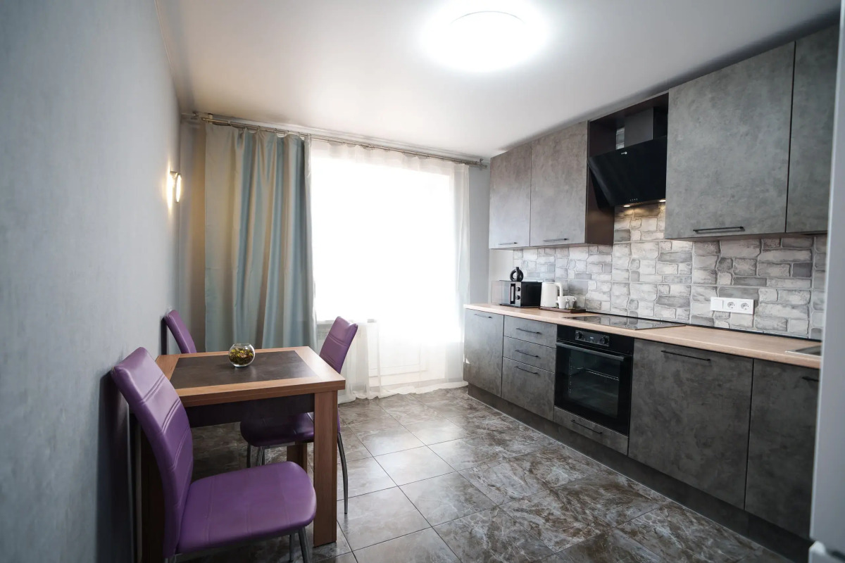 Квартира Inndays Apartments на Пионерской 1(3)