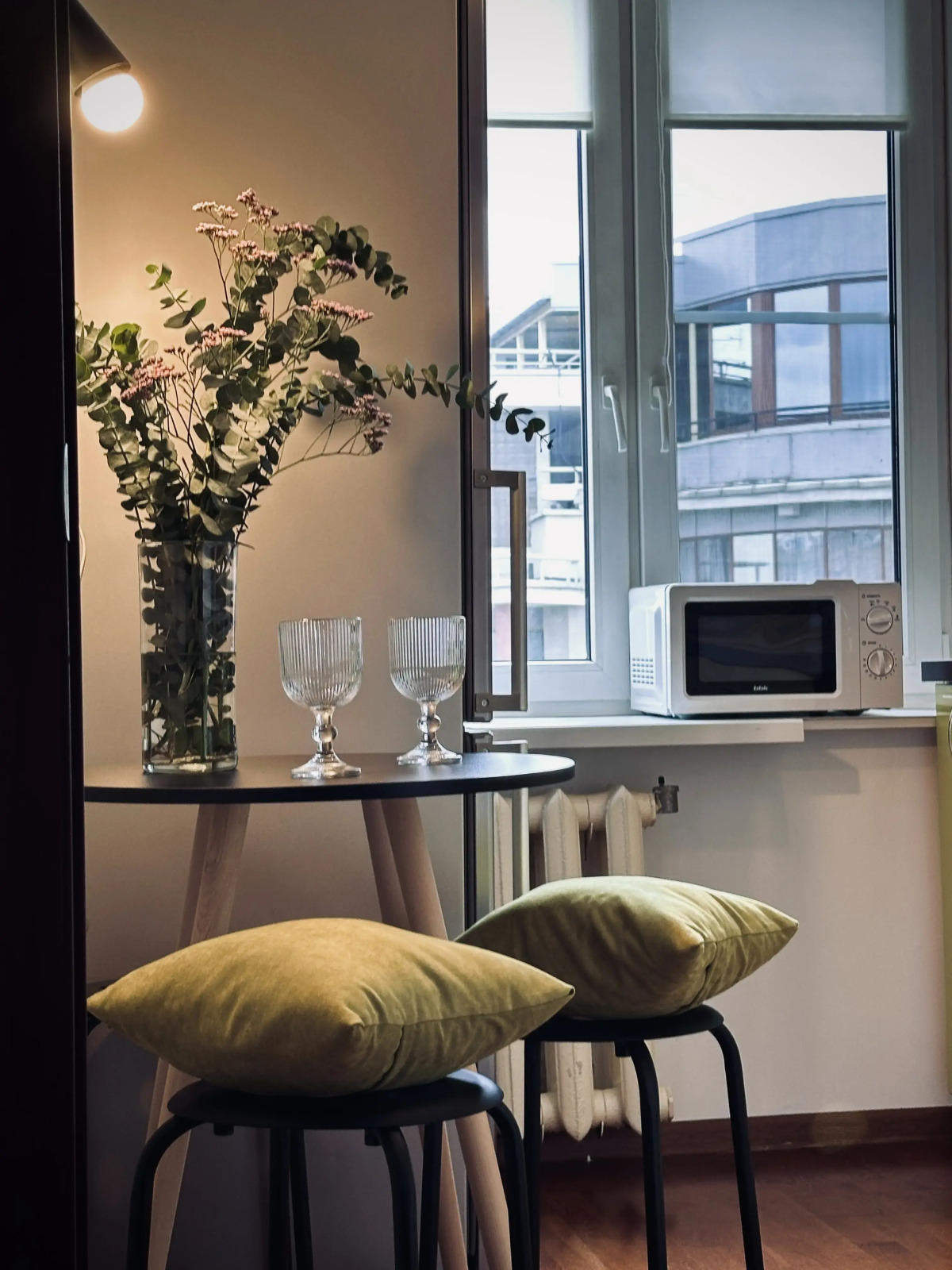 Апартаменты Два Города у метро Октябрьская