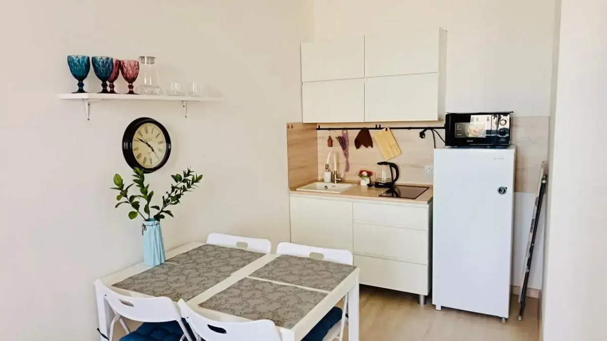 Апартаменты Студия на Краснолесья