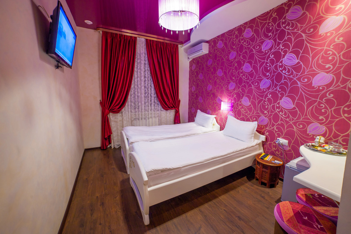 Отель Халиф