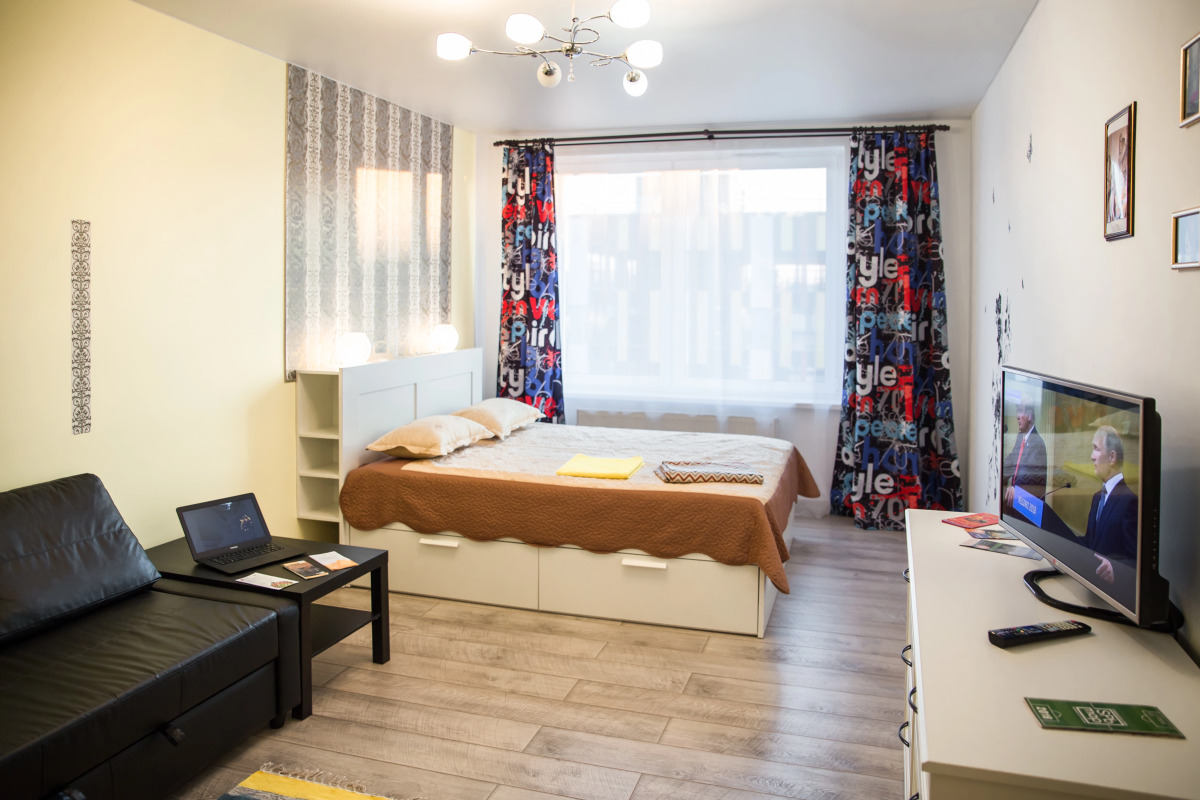 V Spb Na Kremenchugskaja 9k1 Apartments