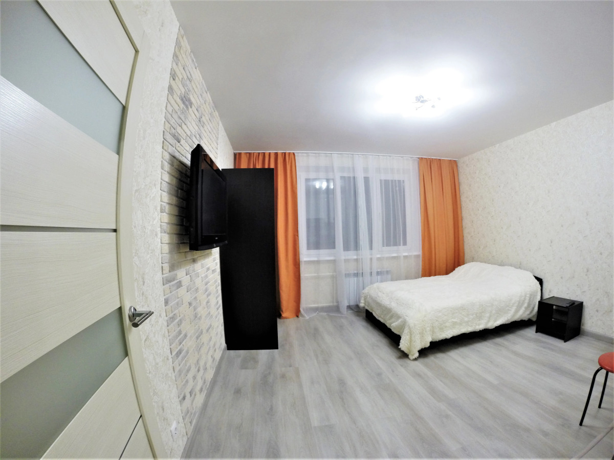 Апартаменты на Кустанайской 11/1