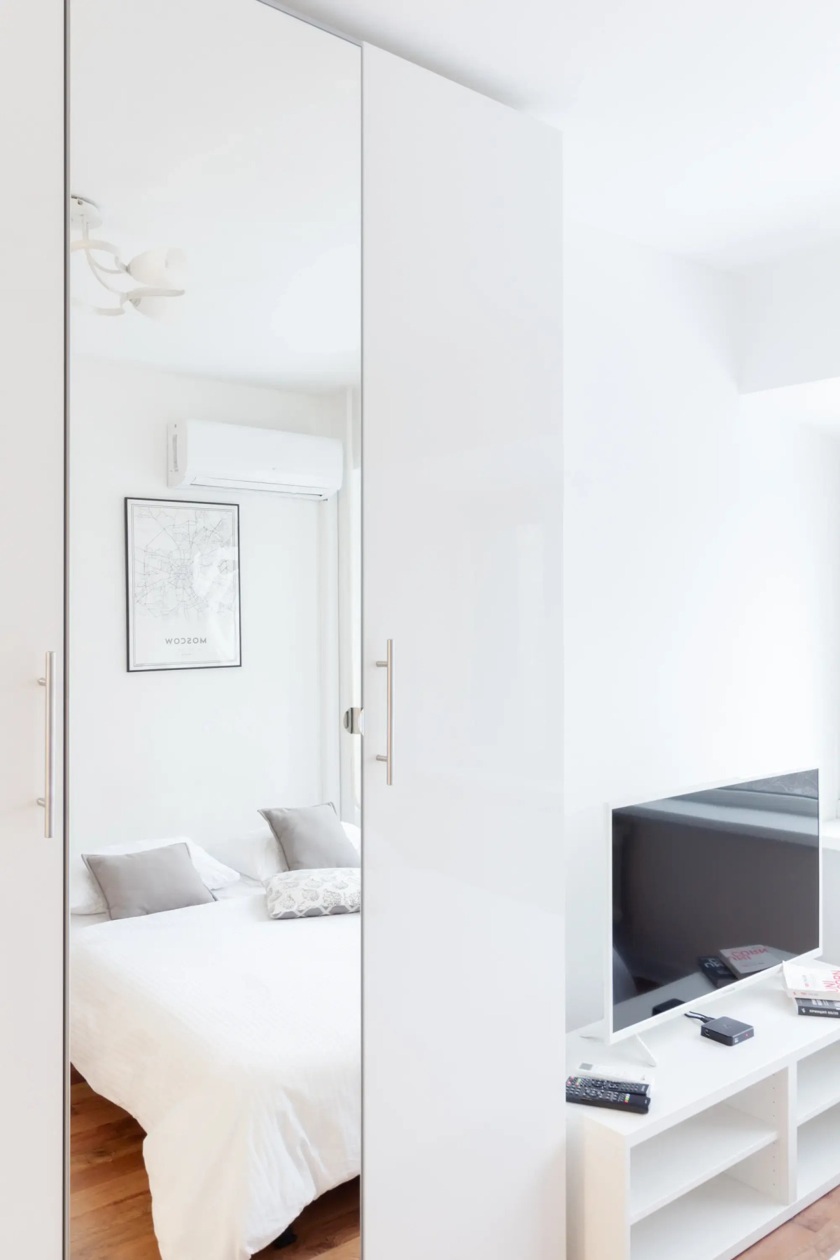 Апартаменты светлые и уютные 1-комнатные