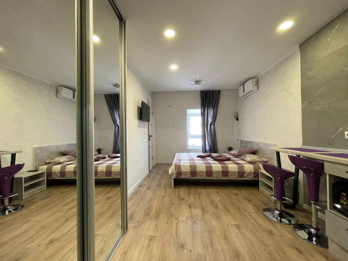 Апартаменты на Льва Толстого