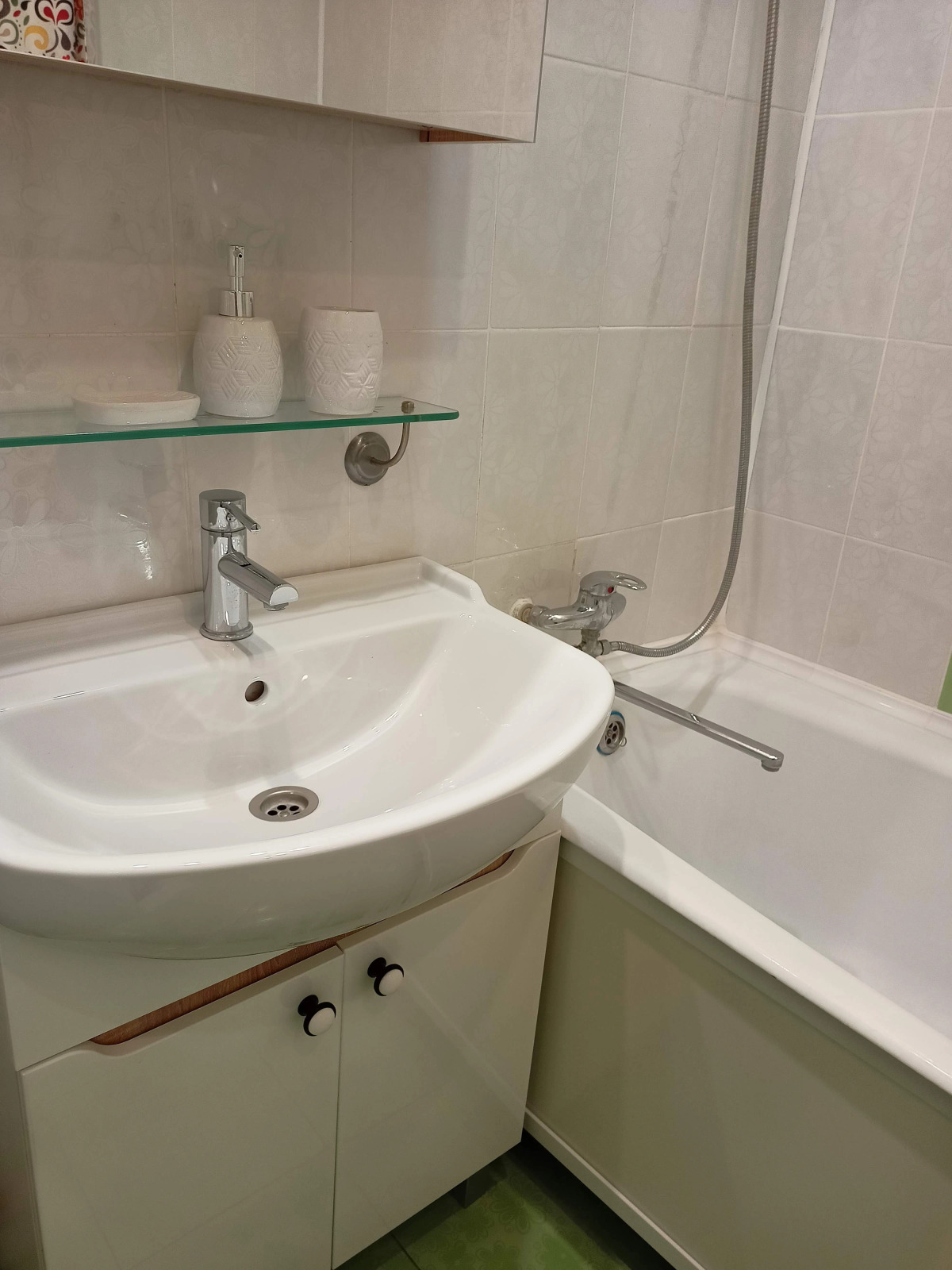 Квартира Двухкомнатная Студия в Тихом Центре Левого Берега