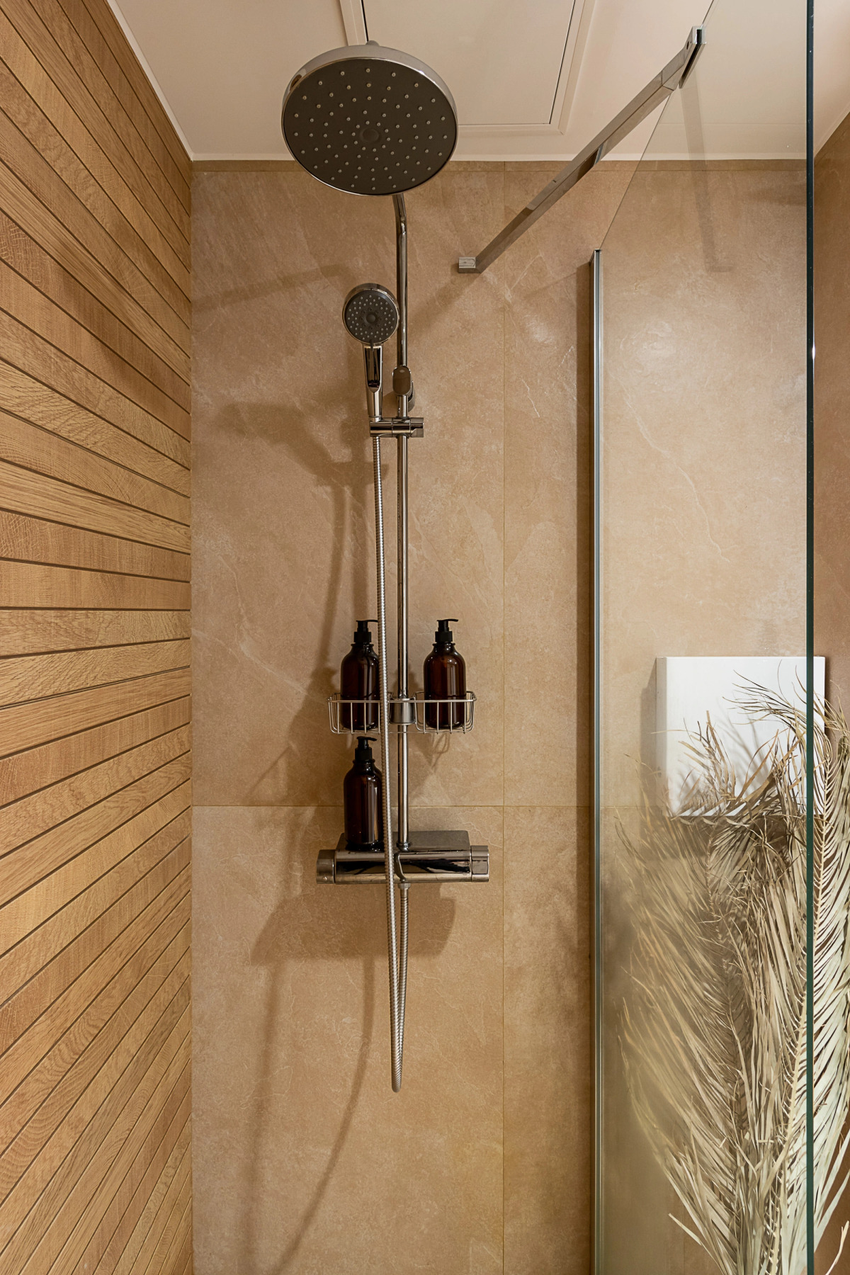 Апартаменты с панорамными окнами в центре Васильевского острова.