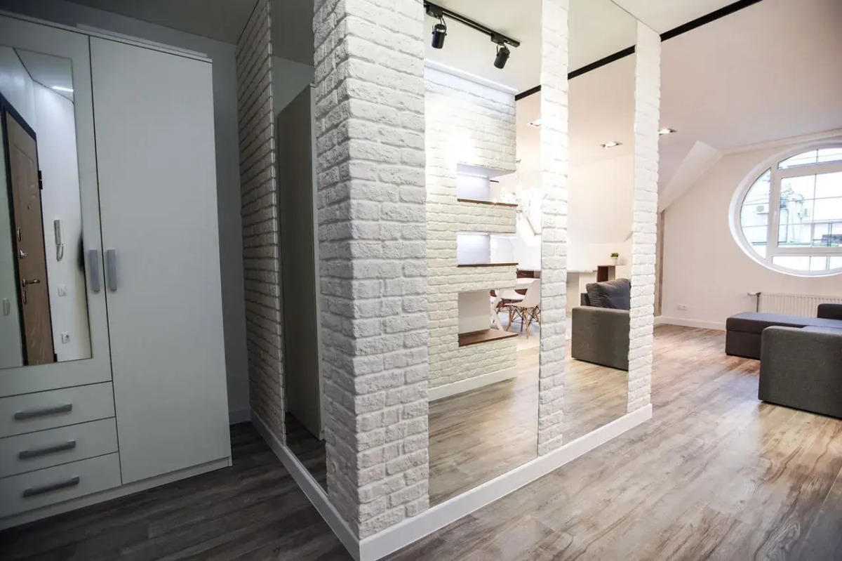 Апартаменты Четырёхместная светлая студия в центре Бреста