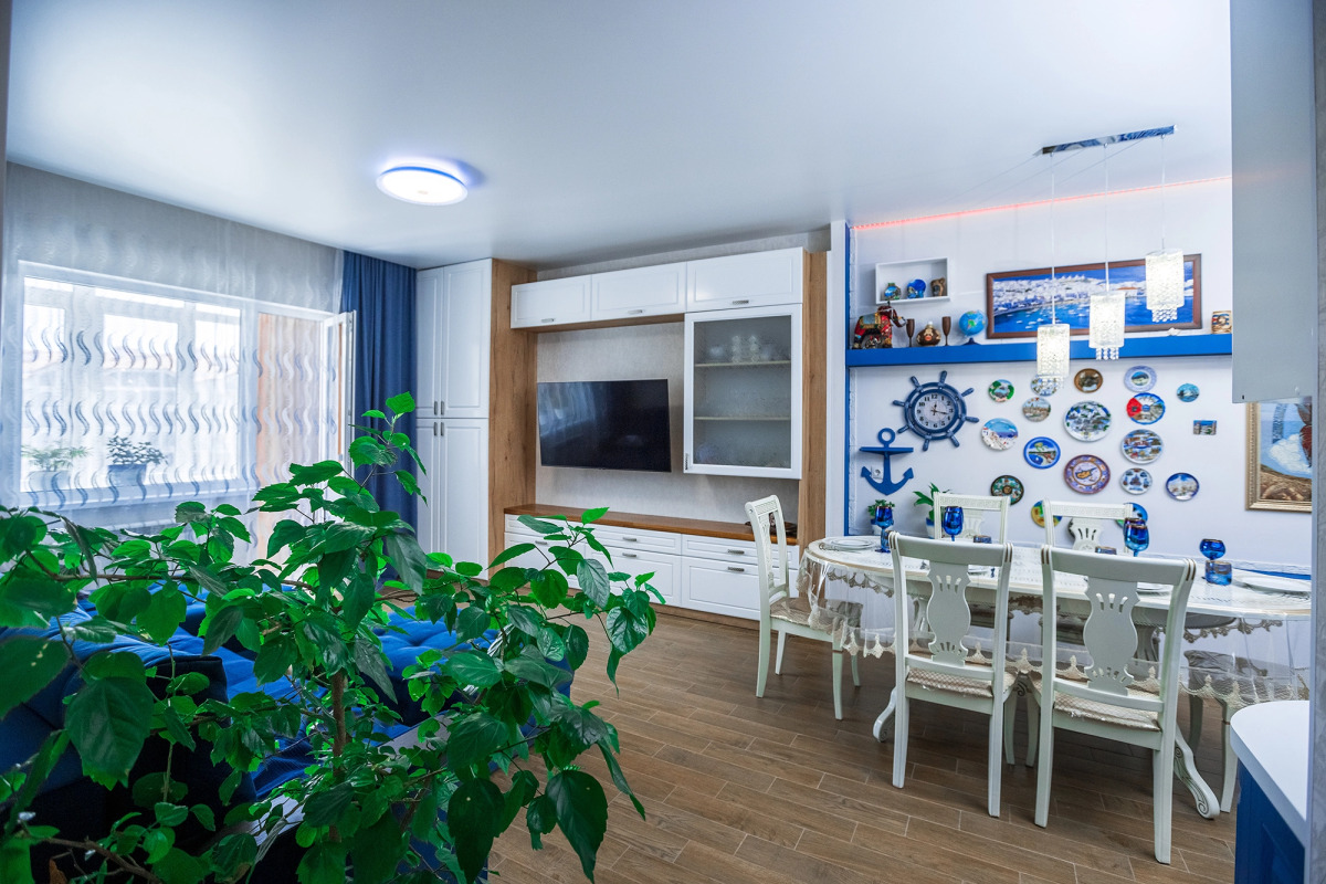 Апартаменты на берегу открытого моря ( Район Толстый мыс )