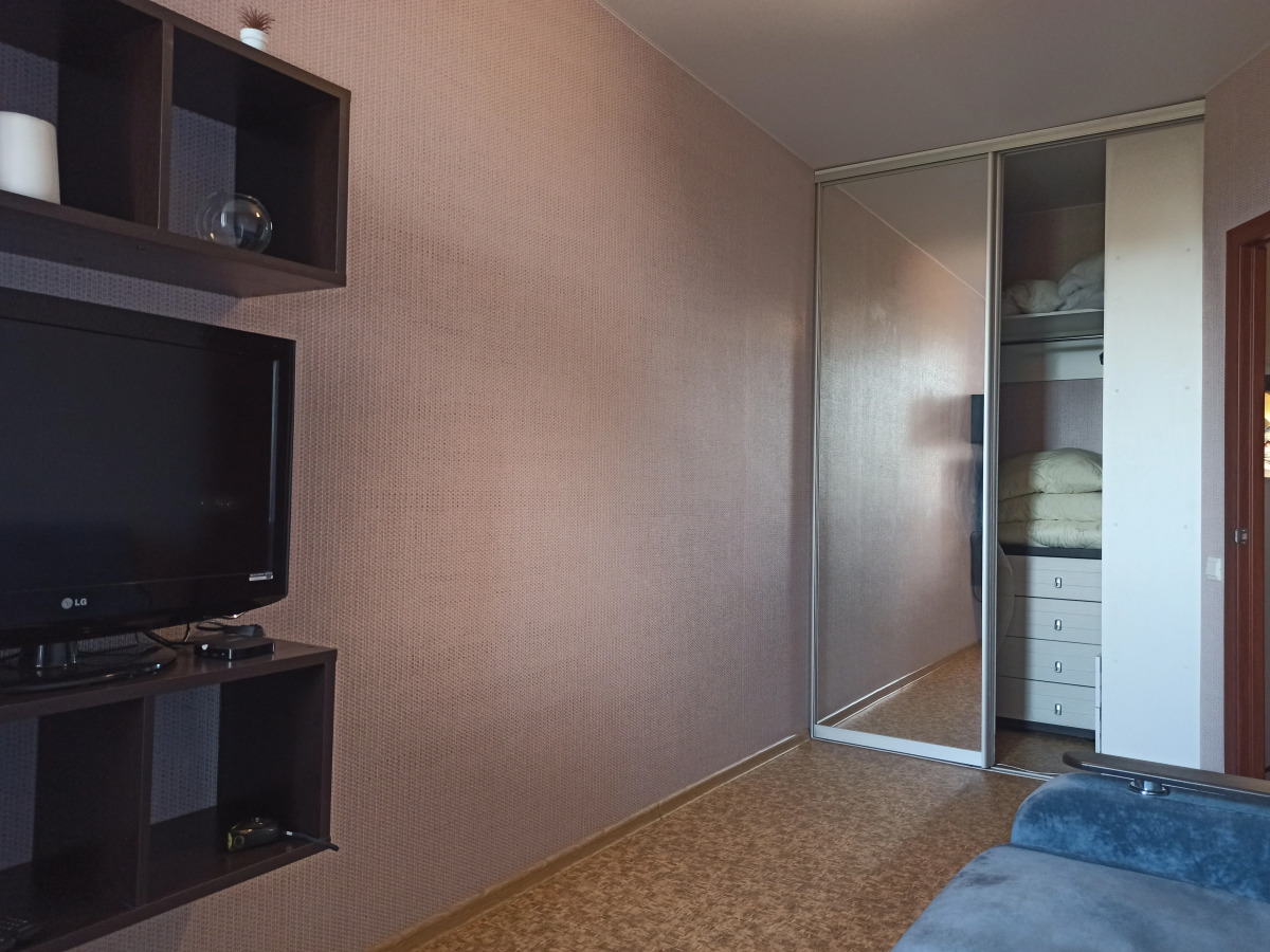 Квартира с видом на пойму реки Царица