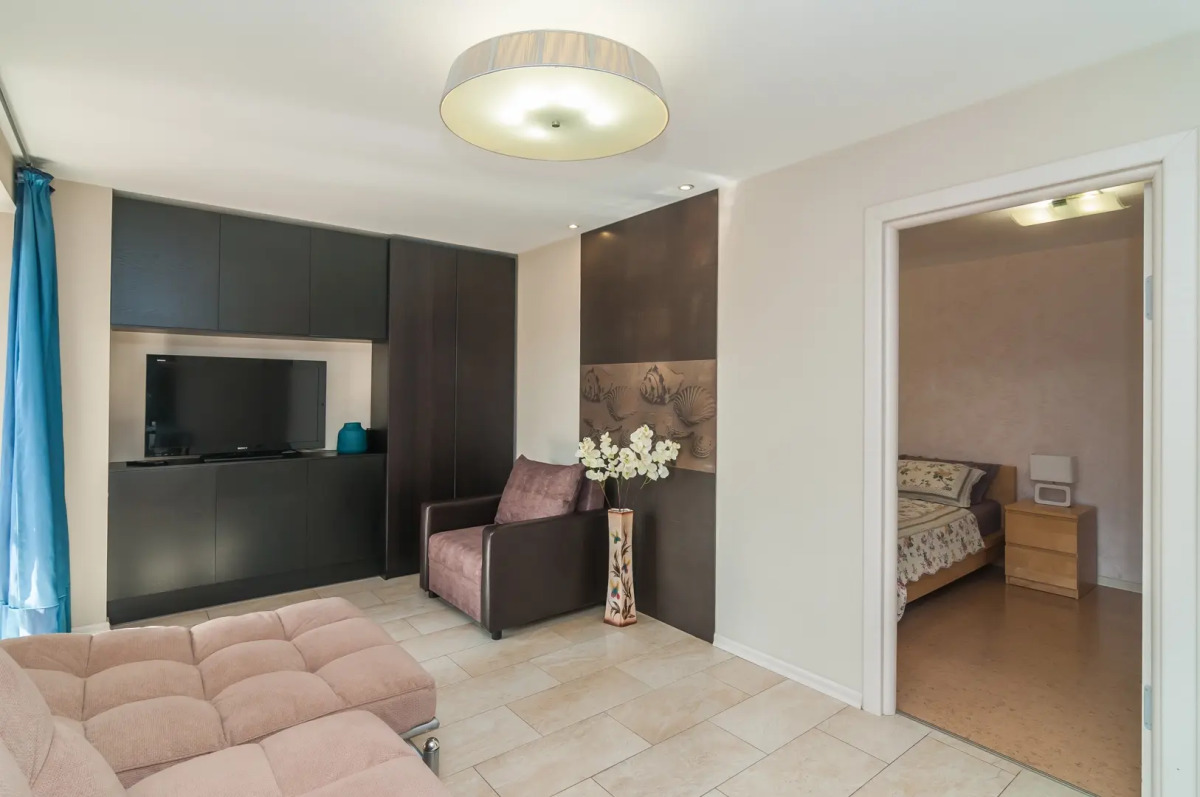 Апартаменты ЕКАТЕРИНИНСКАЯ 167