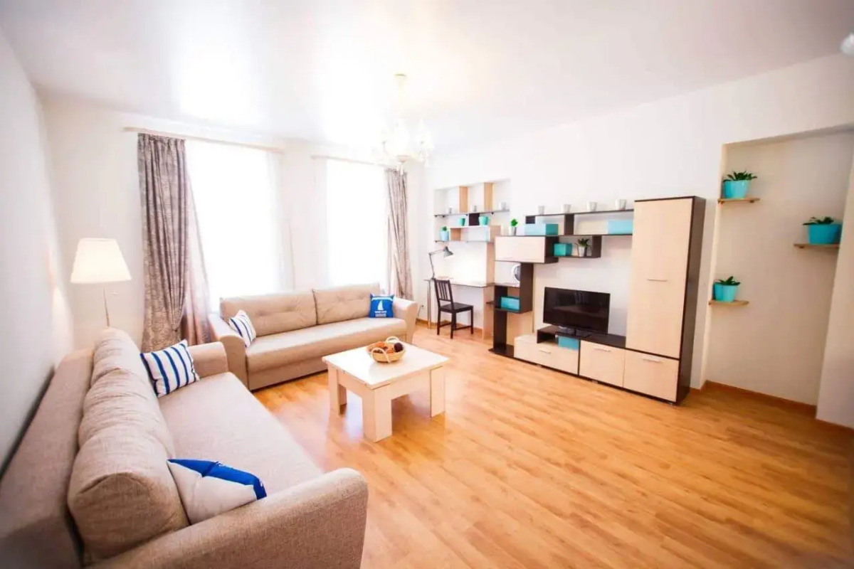 Апартаменты "5 минут до Невского"