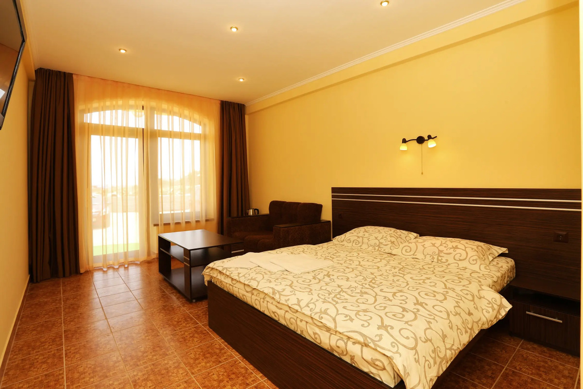 Отель Карамель