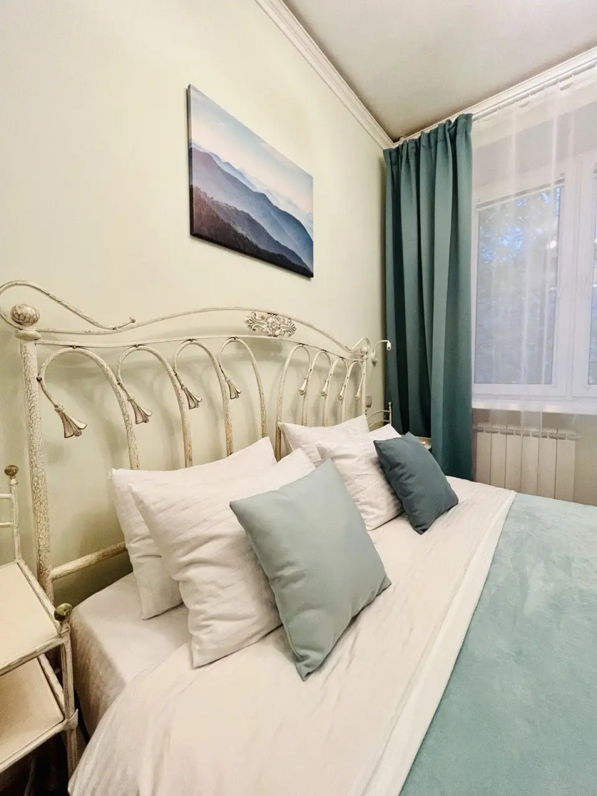 Квартира Уютная 2-х комнатная в 1 минуте от метро Академическая