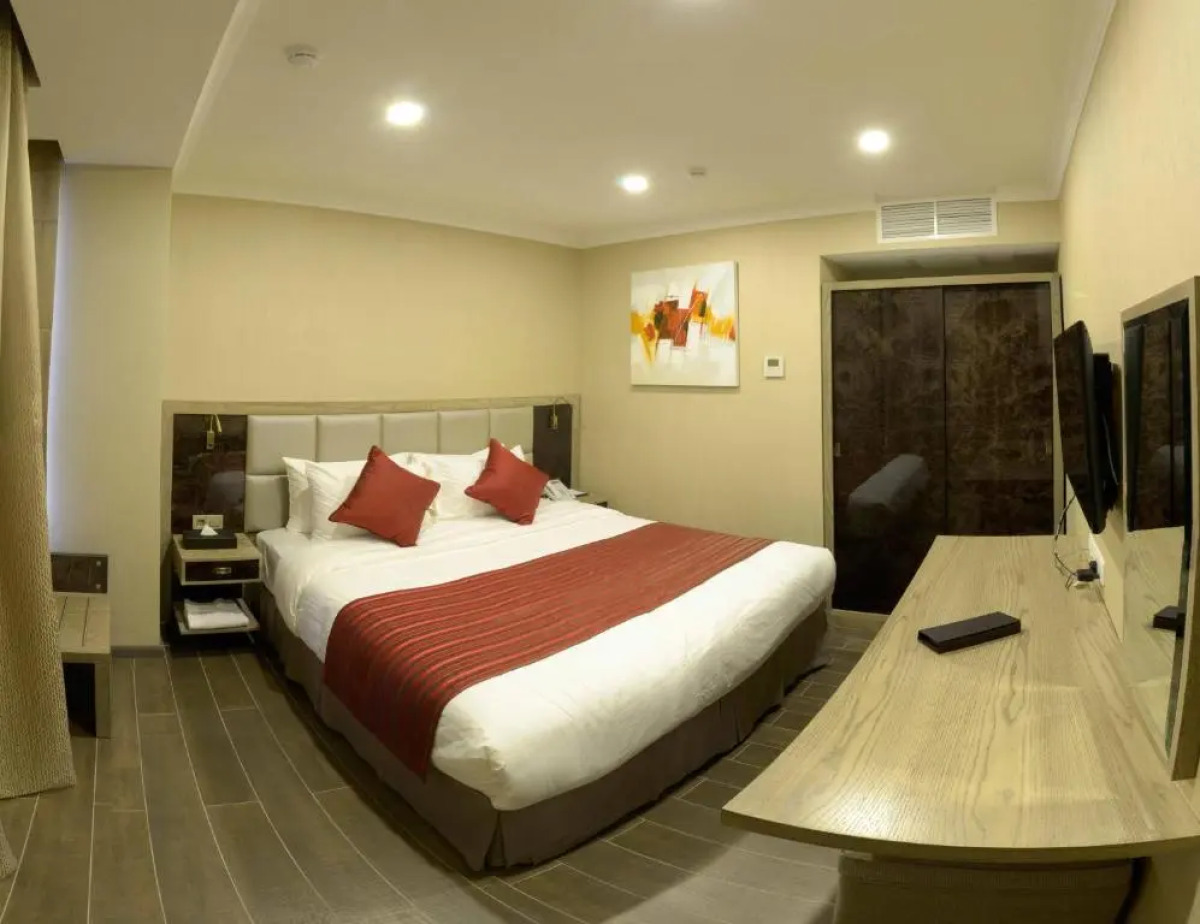 Отель Ramada by Wyndham Bishkek Centre