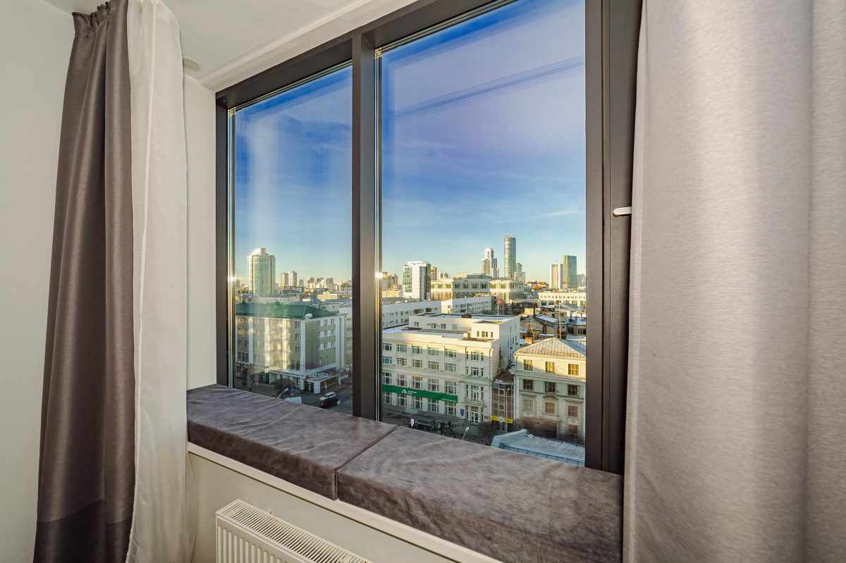 Апартаменты Rooms-ekb in Radius Central House с видом на город (9 этаж)