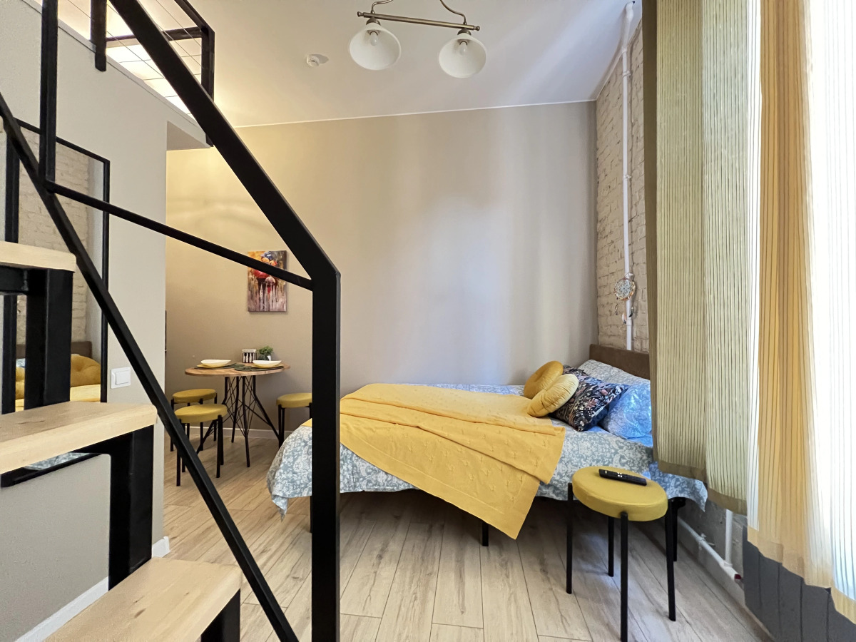 Апартаменты 2уровневая Студия Маяковского 6