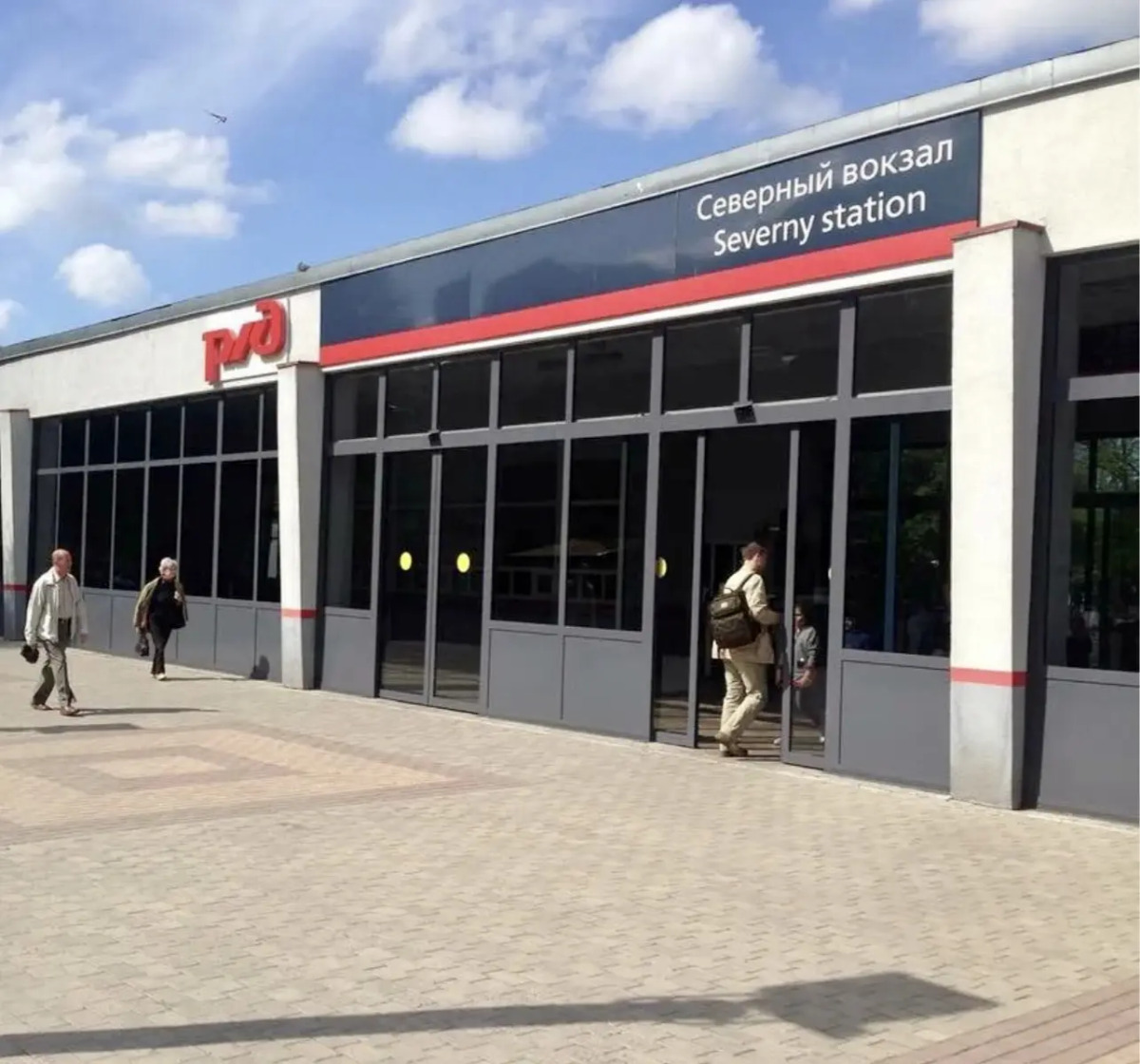 Апартаменты на площади Победы