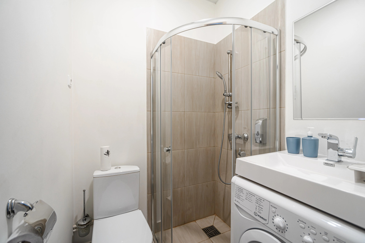 Апарт-отель Нижний Ораниенбаум (106)