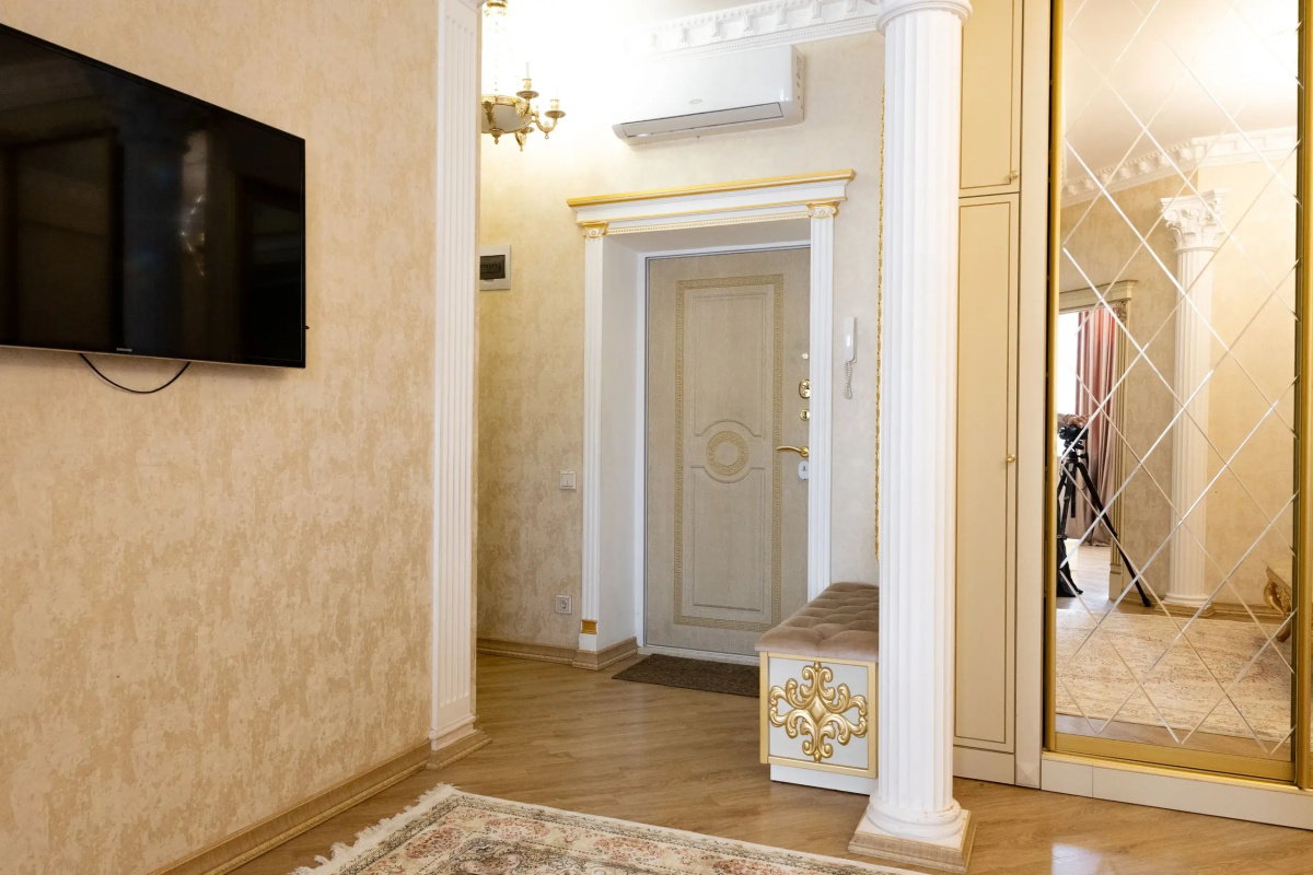 Апартаменты "Эленика" Роскошные у Озера в Махачкале