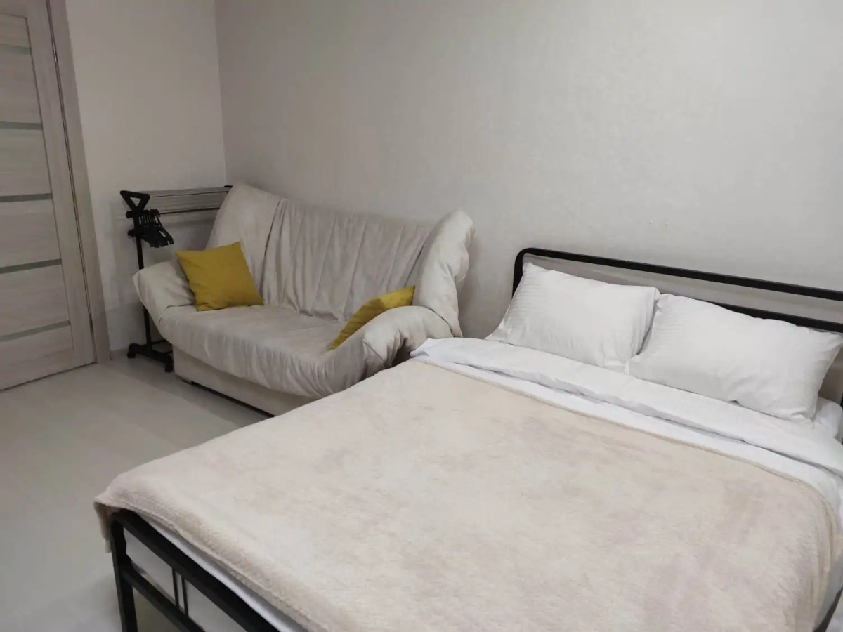 Апартаменты Light House У ТЦ Жемчужина