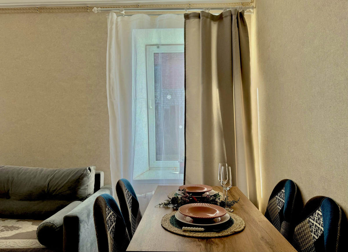 Квартира Кантри-студия на Ленинской с отдельным входом