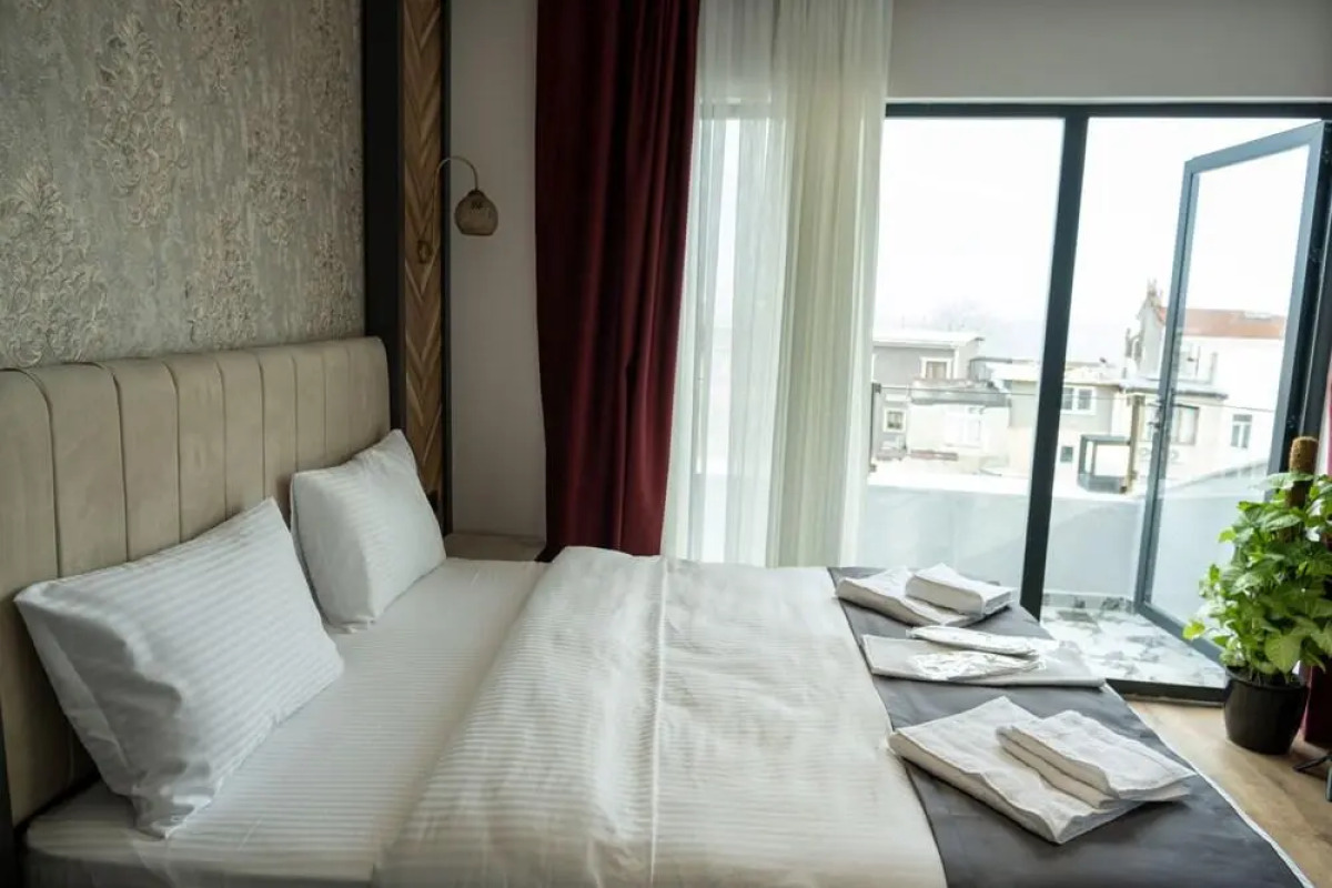 Отель Linda Port Hotel