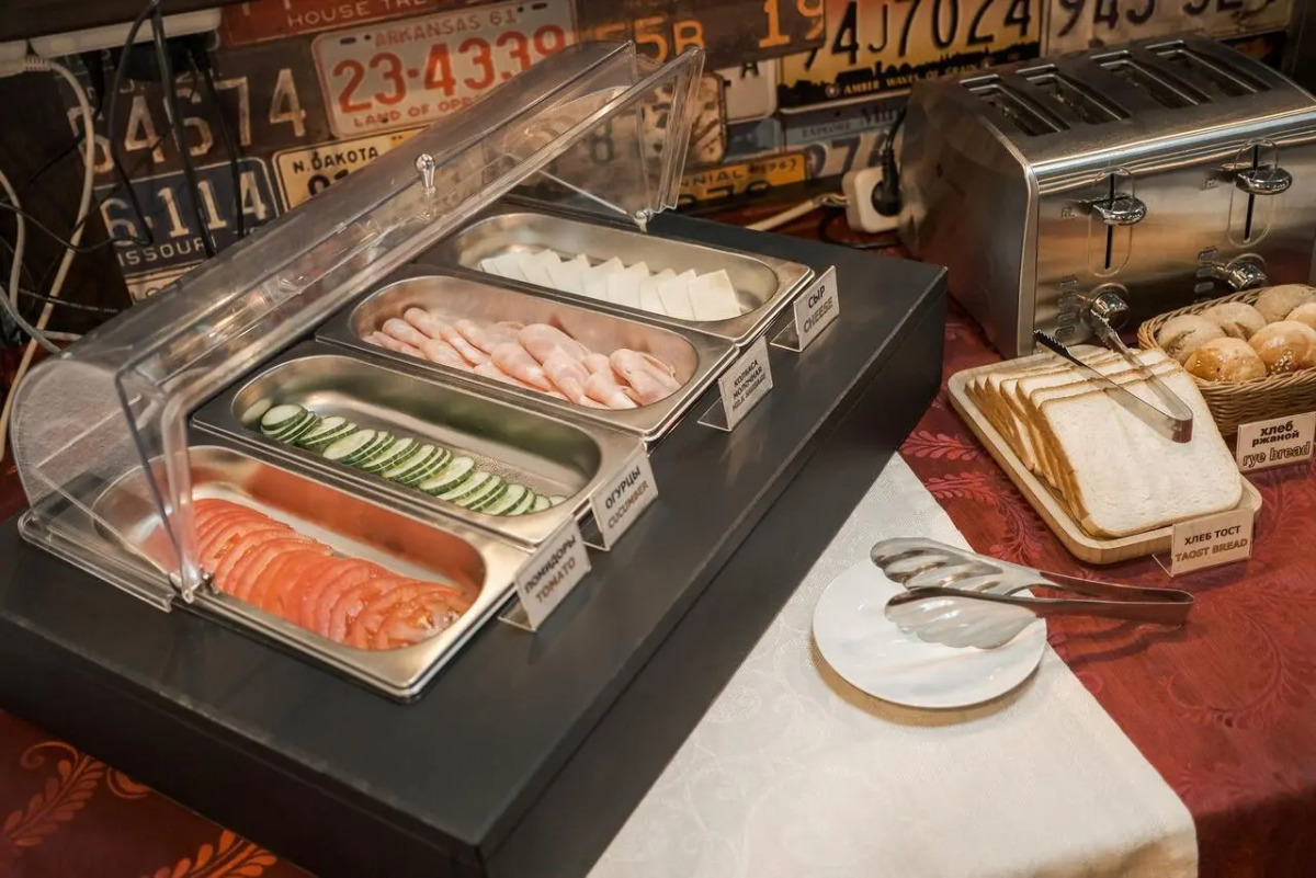 Отель Континент