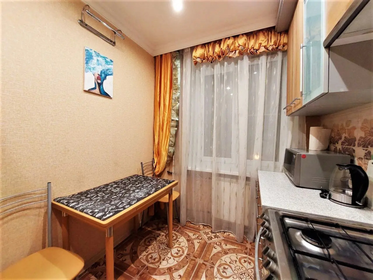 Апартаменты Уютная Однушка Возле Метро Академическая