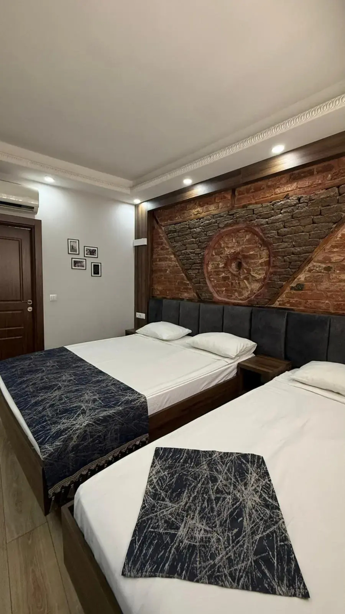 Отель Han Suite