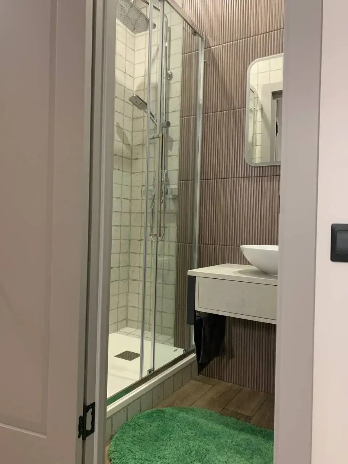 Квартира 2-комнатная уютная в центре в дизайнерском исполнении