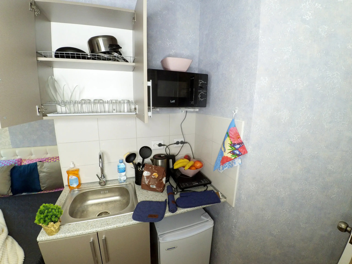 Студия 2 Тат Хаус на улице Нурсултана Назарбаева 9 в центре города у станции метро