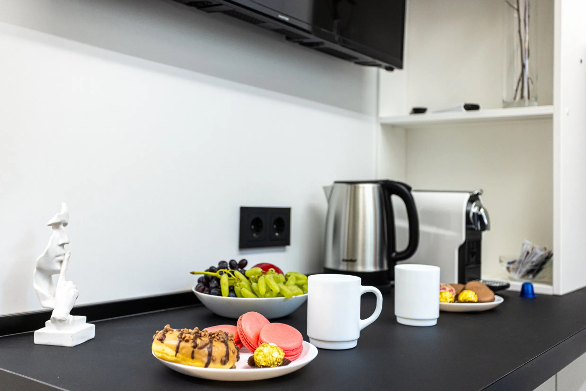 Апартаменты LikeHome Life - Полянка 1-й Хвостов Переулок