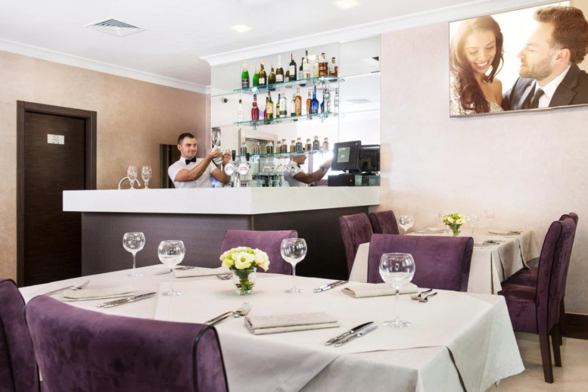 Отель BonApart Hotel & Apartments