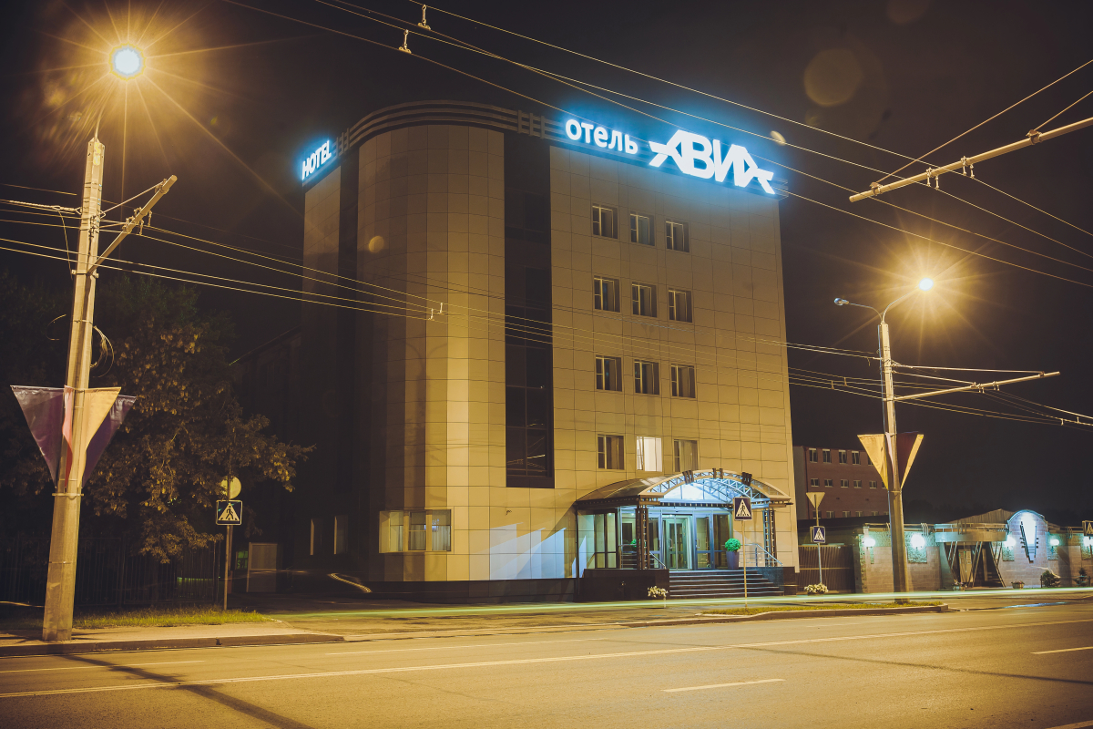 Отель Авиа